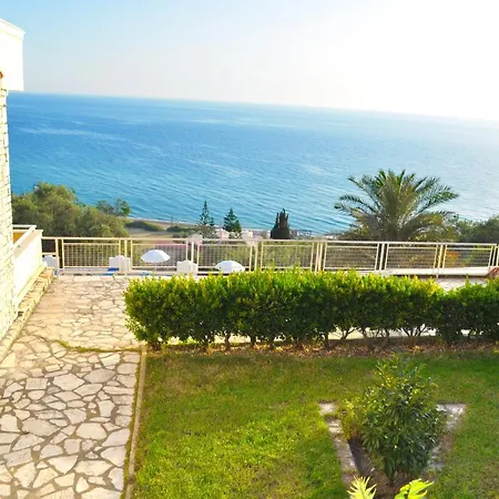 Studio Apartments Maria With Pool And Amazing View - Agios Gordios Beach Agios Gordios (Corfu) Exterior photo