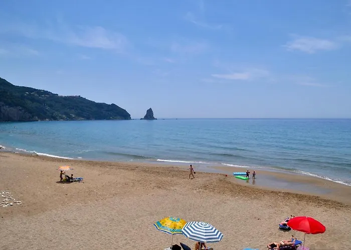 Studio Apartments Maria With Pool And Amazing View - Agios Gordios Beach